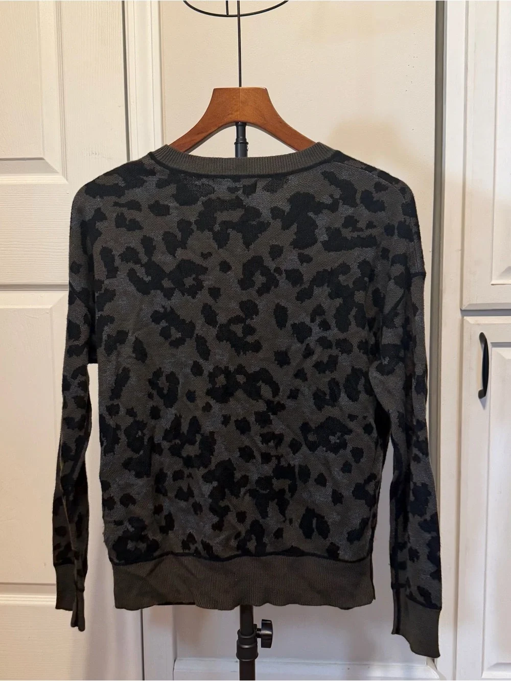 Ethan by Anthropologie Charcoal Green and Black Leopard-Print Crewneck Sweater - Picture 2 of 5